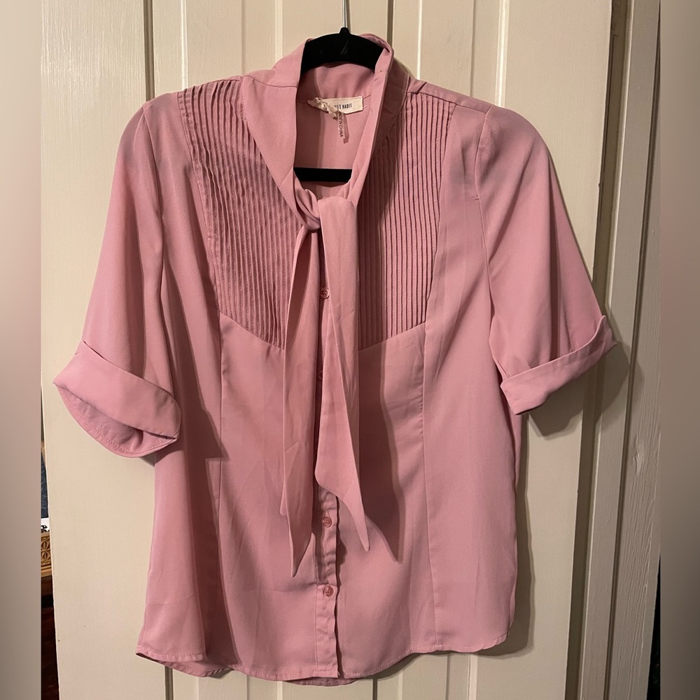 Unique Vintage Size Large Pink Blouse with Bow Tie